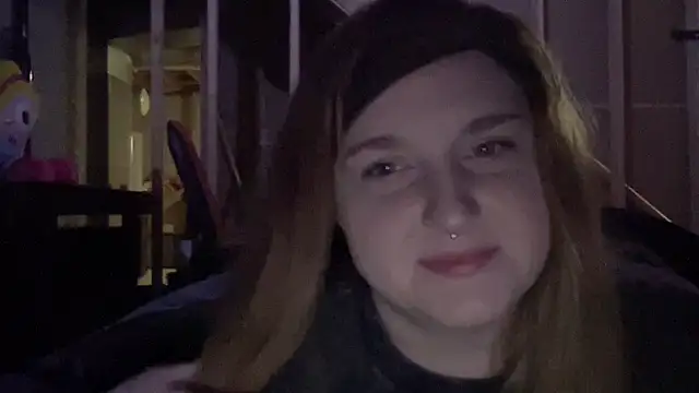 Snapshot of thickgingergoddess chatting on 01.31.25 thickgingergoddess online show from 01.31.25