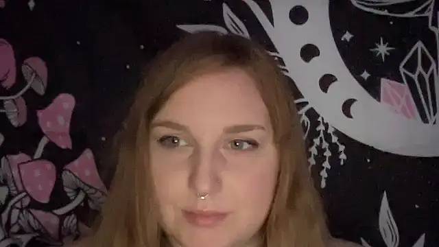 Snapshot of thickgingergoddess chatting on 02.04.25 thickgingergoddess online show from 02.04.25