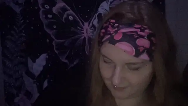 Snapshot of thickgingergoddess chatting on 02.13.25 thickgingergoddess online show from 02.13.25
