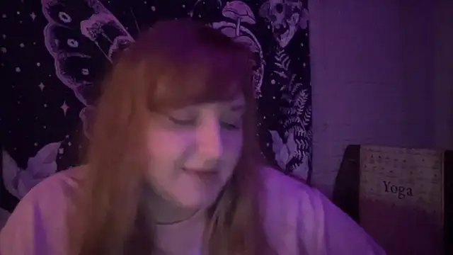 Snapshot of thickgingergoddess chatting on 02.22.25 thickgingergoddess online show from 02.22.25