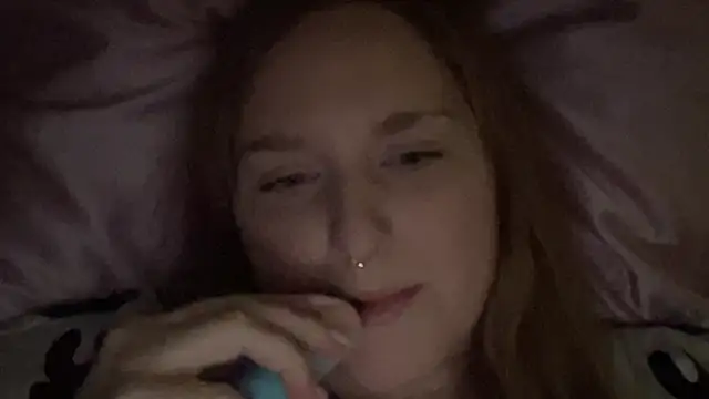 Snapshot of thickgingergoddess chatting on 03.01.25 thickgingergoddess online show from 03.01.25