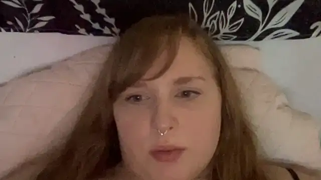 Snapshot of thickgingergoddess chatting on 03.02.25 thickgingergoddess online show from 03.02.25