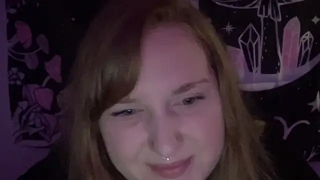 Snapshot of thickgingergoddess chatting on 03.03.25 thickgingergoddess online show from 03.03.25