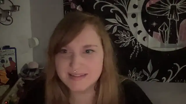 Snapshot of thickgingergoddess chatting on 03.05.25 thickgingergoddess online show from 03.05.25