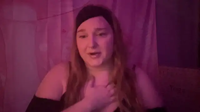Snapshot of thickgingergoddess chatting on 03.13.25 thickgingergoddess online show from 03.13.25