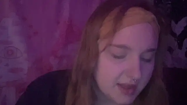 Snapshot of thickgingergoddess chatting on 03.19.25 thickgingergoddess online show from 03.19.25