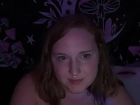 Snapshot of thickgingergoddess chatting on 09.29.25 thickgingergoddess online show from 09.29.25
