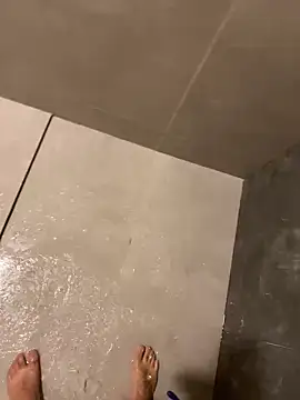 Snapshot of FabioF698 chatting on 12.11.24 FabioF698 online show from 12.11.24