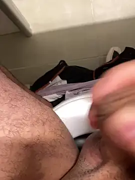 Snapshot of FabioF698 chatting on 02.04.25 FabioF698 online show from 02.04.25