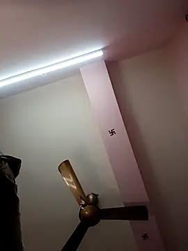 Snapshot of Cute-manisha chatting on 01.13.25 Cute-manisha online show from 01.13.25