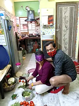 Snapshot of Cute-manisha chatting on 02.14.25 Cute-manisha online show from 02.14.25