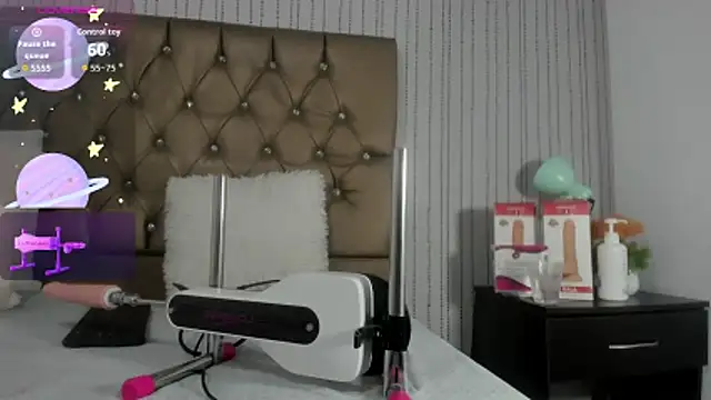 Snapshot of candymery chatting on 10.15.25 candymery online show from 10.15.25