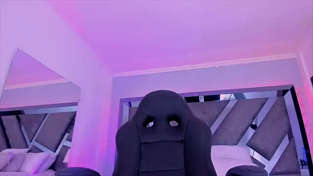 Snapshot of AlliJadid chatting on 02.18.25 AlliJadid online show from 02.18.25