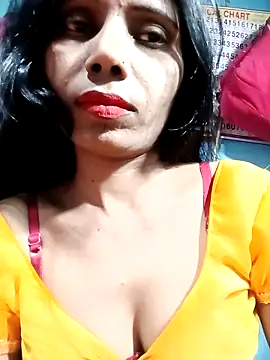 Snapshot of Kajal__Mehra chatting on 03.12.25 Kajal Mehra online show from 03.12.25