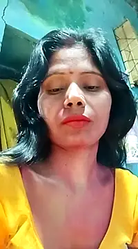 Snapshot of Kajal__Mehra chatting on 03.15.25 Kajal Mehra online show from 03.15.25