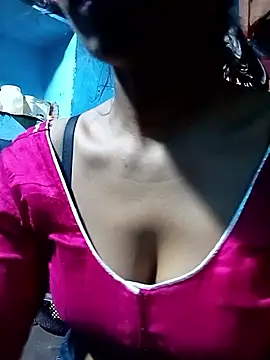 Snapshot of Kajal__Mehra chatting on 09.16.25 Kajal Mehra online show from 09.16.25