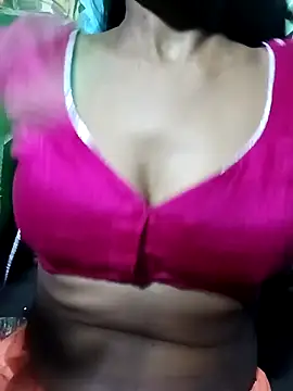 Snapshot of Kajal__Mehra chatting on 09.17.25 Kajal Mehra online show from 09.17.25