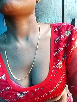 Snapshot of Kajal__Mehra chatting on 10.12.25 Kajal Mehra online show from 10.12.25