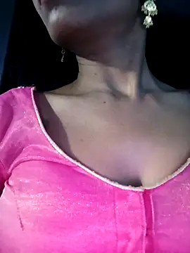 Snapshot of Kajal__Mehra chatting on 10.17.25 Kajal Mehra online show from 10.17.25
