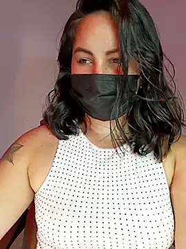 Aiunii1 online show from 11.14.25