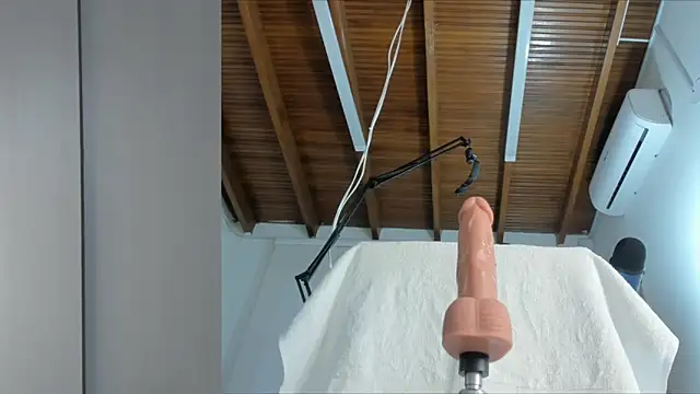 Lucy carter  online show from 09.11.25