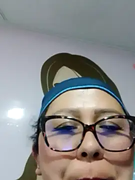 Snapshot of Darly_Gomez chatting on 01.04.25 Darly Gomez online show from 01.04.25