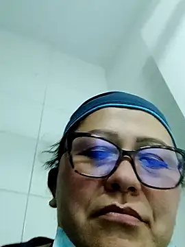 Snapshot of Darly_Gomez chatting on 01.12.25 Darly Gomez online show from 01.12.25