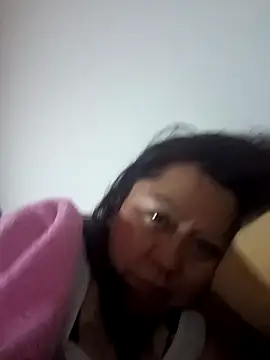 Snapshot of Darly_Gomez chatting on 11.19.25 Darly Gomez online show from 11.19.25