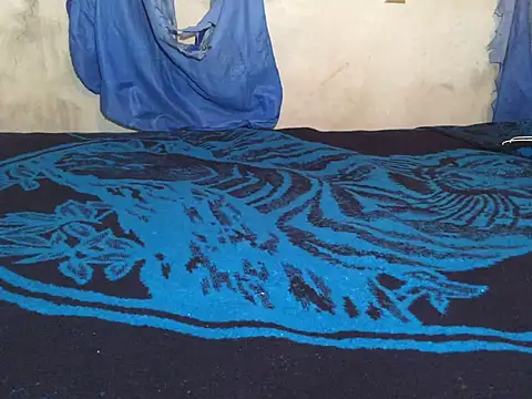 manuamador online show from 02.15.25