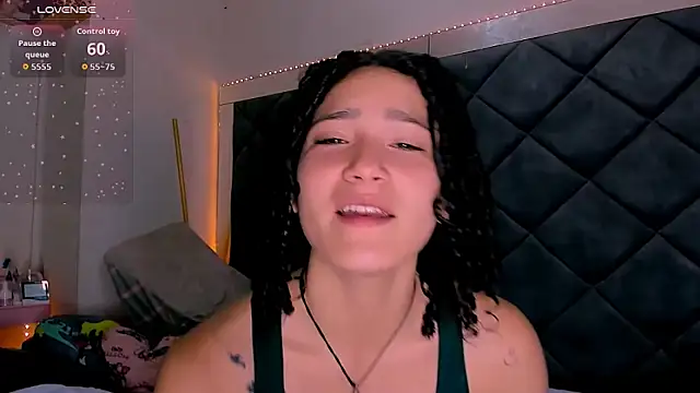 Nellyhills online show from 11.02.25