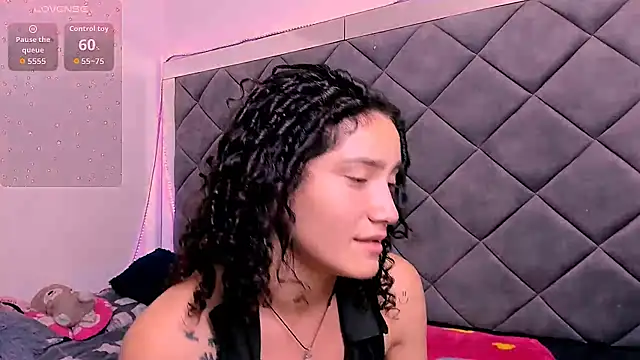 Nellyhills online show from 11.18.25