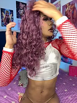 Snapshot of babylinsie chatting on 12.04.25 babylinsie online show from 12.04.25