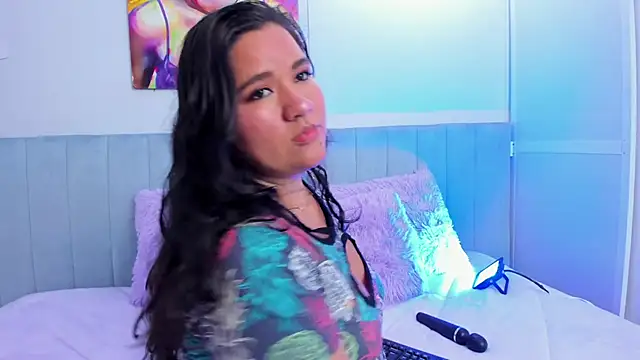 natasha adams22 online show from 11.20.25