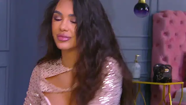 Snapshot of Nicole_Diva chatting on 01.27.25 Nicole Diva online show from 01.27.25