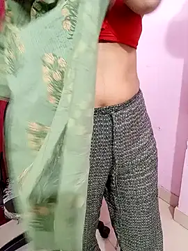 Snapshot of cute-neha70 chatting on 02.04.25 cute-neha70 online show from 02.04.25