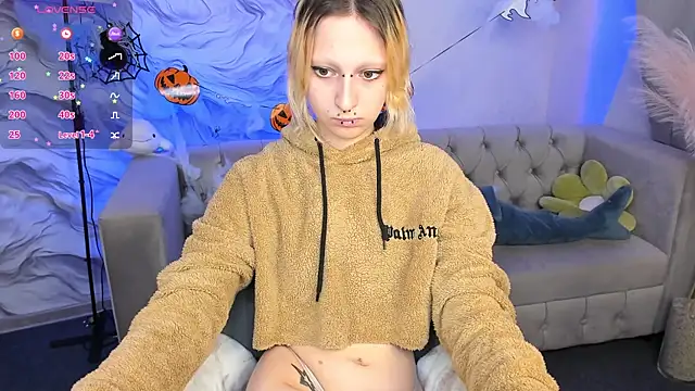 Lexy-Woorhez online show from 10.28.25