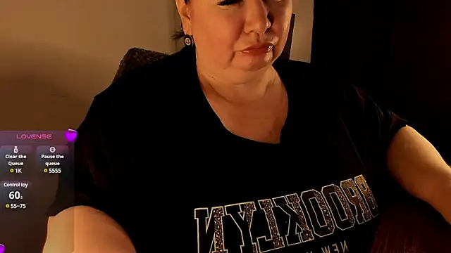 SexxyDreams1 online show from 02.18.25