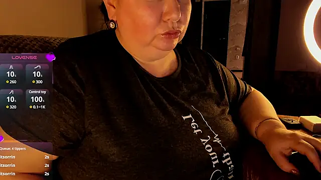 SexxyDreams1 online show from 03.22.25