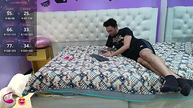 Snapshot of JeremmyAndStacy chatting on 03.15.25 JeremmyAndStacy online show from 03.15.25