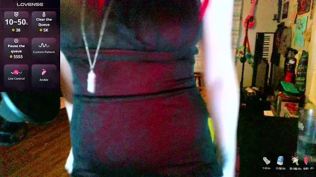  hellostormy  online show from 03.05.25