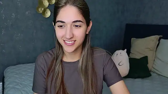 Snapshot of Teresa_Stane chatting on 02.18.25 Teresa Stane online show from 02.18.25