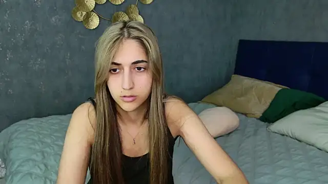 Snapshot of Teresa_Stane chatting on 02.25.25 Teresa Stane online show from 02.25.25