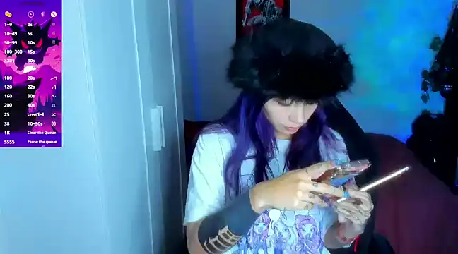 Snapshot of _sakae_ chatting on 01.10.25  sakae  online show from 01.10.25