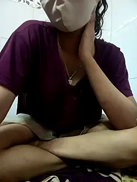 Snapshot of Alina_398 chatting on 12.21.24 Alina 398 online show from 12.21.24