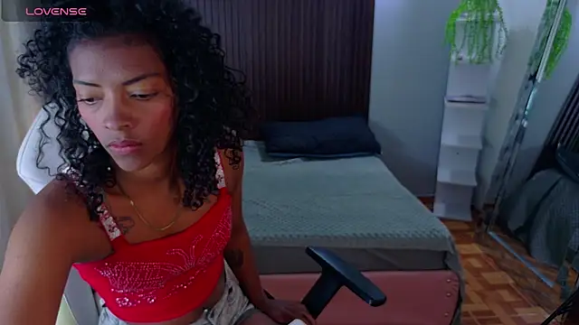 Snapshot of cloe_cooper_ chatting on 09.29.25 cloe cooper online show from 09.29.25