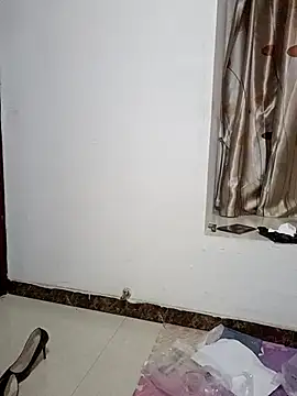 Snapshot of gunian chatting on 02.12.25 gunian online show from 02.12.25