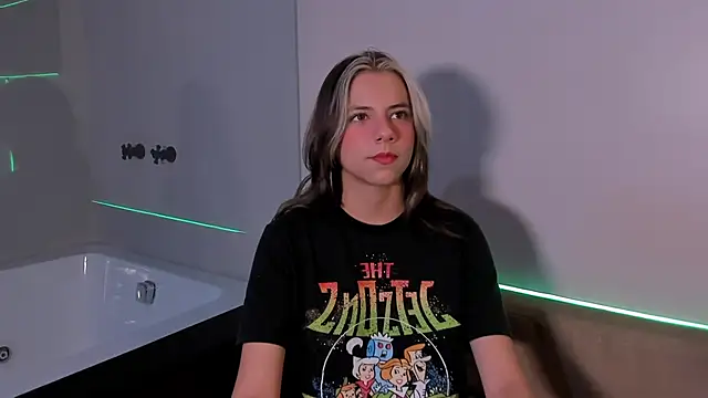 ArtemisaBlake online show from 12.18.24