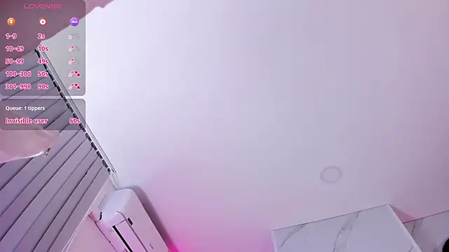 Chlooee   online show from 02.26.25