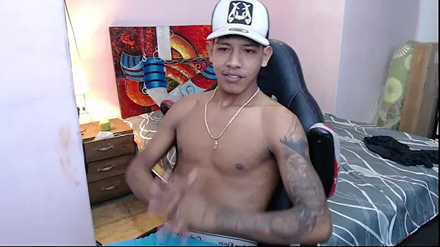 Snapshot of mr_stiven_ chatting on 02.05.25 mr stiven  online show from 02.05.25