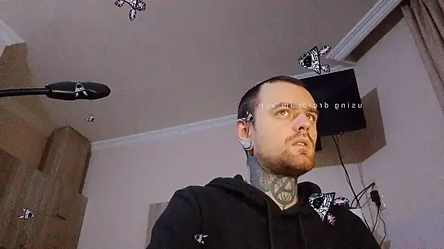 Snapshot of HappyZebra13 chatting on 02.06.25 HappyZebra13 online show from 02.06.25